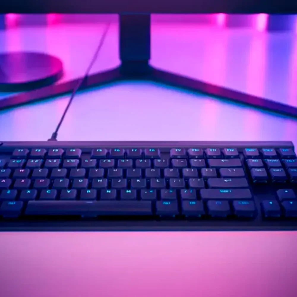 Teclado Gamer Logitech G515 TKL Mecánico RGB – Negro (920-012869) - Imagen 3
